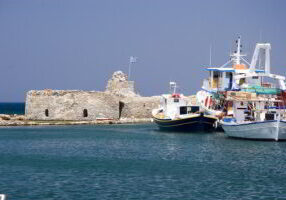 greece_fishing-harbor